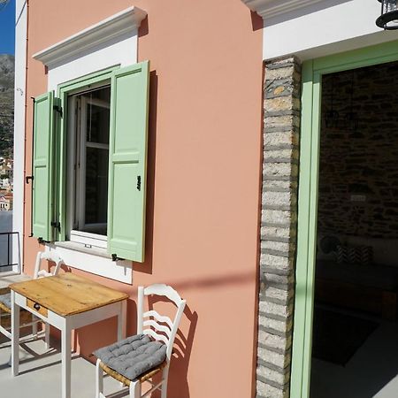 Katrani Studios Simi Dış mekan fotoğraf