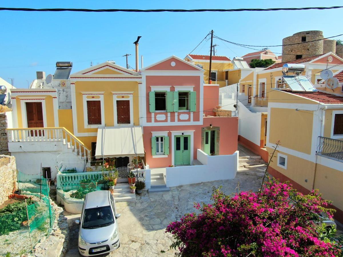 Katrani Studios Simi Dış mekan fotoğraf