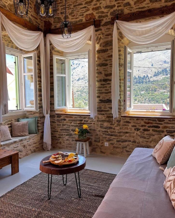 Katrani Studios Simi Dış mekan fotoğraf